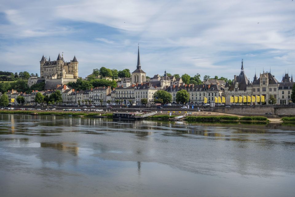 Saumur Private Walking Tour - Historic Landmarks and Architecture