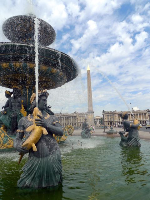 The Arc De Triomphe and the Champs-Élysées Discovery Tour - Iconic Landmarks
