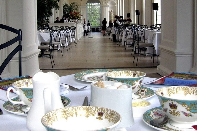 The Kensington Palace Gardens Royal High Tea - Whats Included