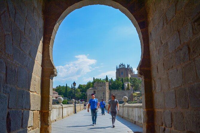 Toledo and Segovia Full-Day Tour With an Optional Visit to Avila - Highlights of Toledo