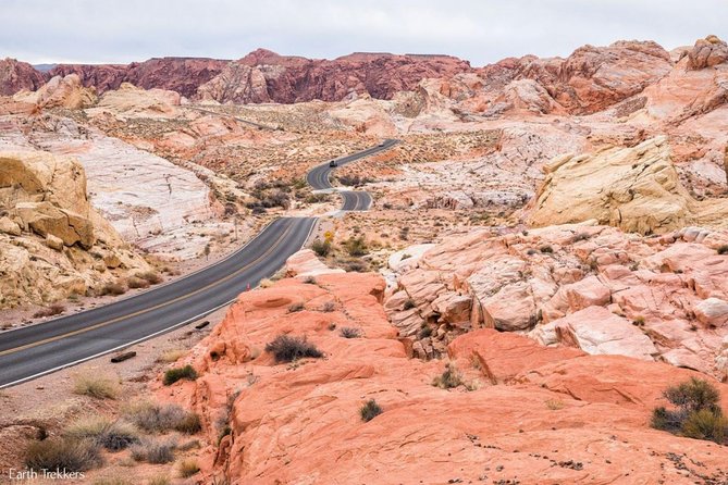 Valley of Fire State Park - Hiking Trails and Outdoor Activities