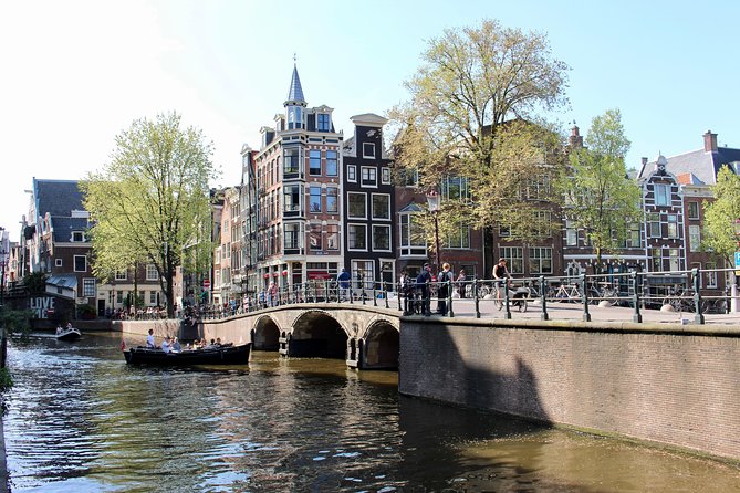 Amsterdam Canal Cruise on a Small Open Boat (Max 12 Guests) - Accessibility and Transportation