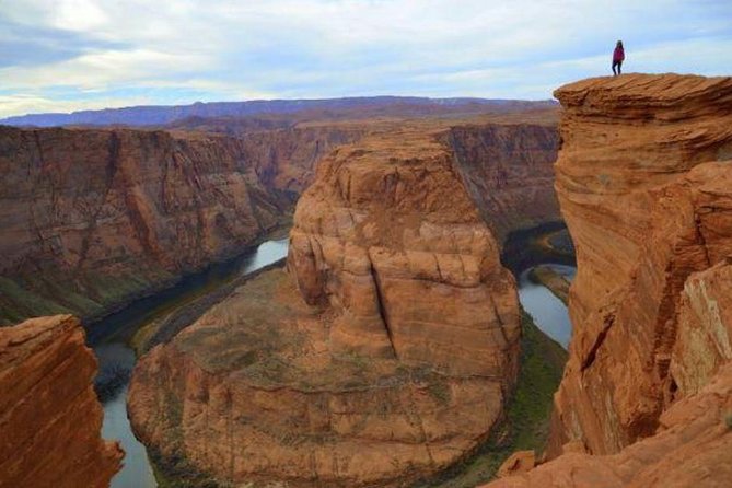 Antelope Canyon and Horseshoe Bend Day Tour From Flagstaff - Horseshoe Bend Adventure