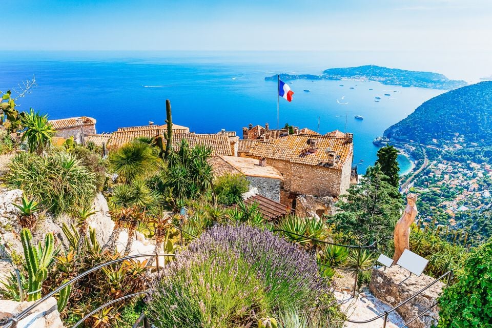 Best of the French Riviera From Nice - Renowned Art and Cinema in Saint-Paul