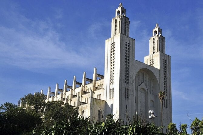 Casablanca Private Tour Including Hassan II Mosque - Discovering the Old Medina