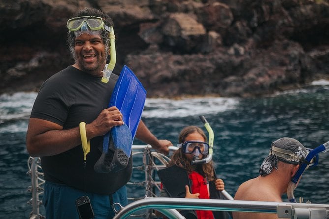 Deluxe Snorkel & Dolphin Watch Aboard a Luxury Catamaran From Kailua-Kona - Delicious BBQ Burger Lunch