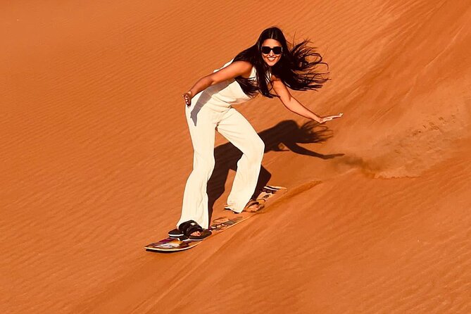 Desert Safari Dubai Red Dunes Safari With Live BBQ Buffet Dinner - Exciting Sandboarding Experience
