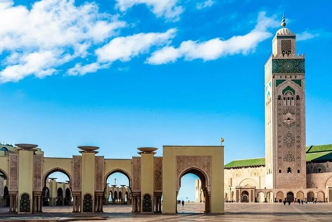 Exclusive Tour of Casablanca With Mosque Entry Included - Transportation