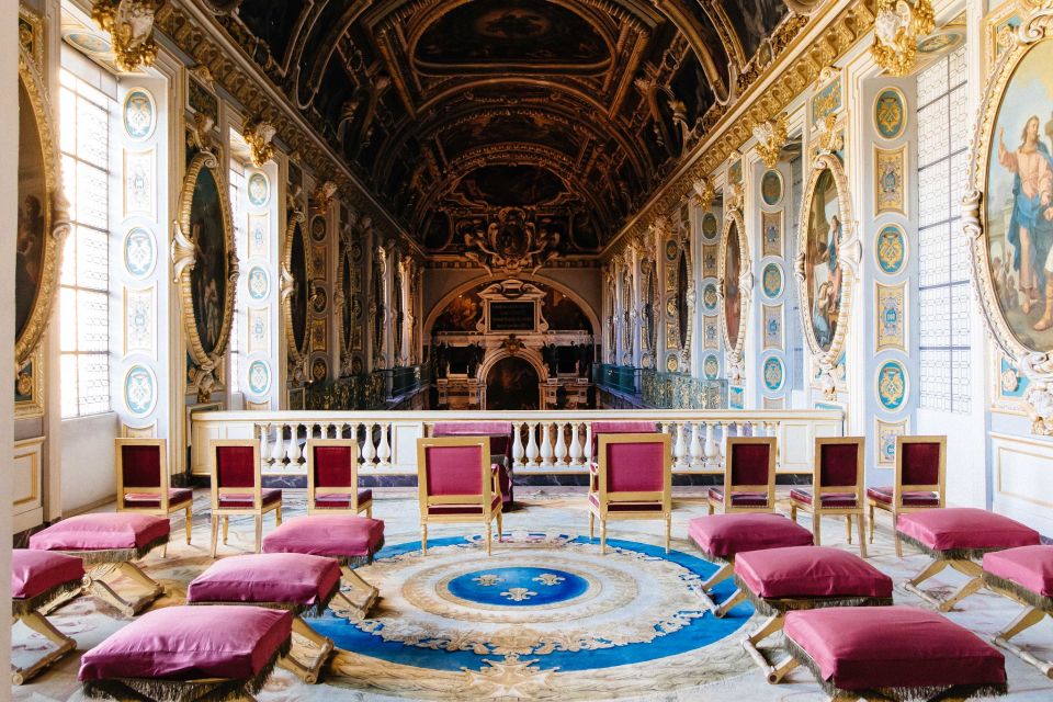 Fontainebleau: Fontainebleau Palace Private Guided Tour - Duration and Price