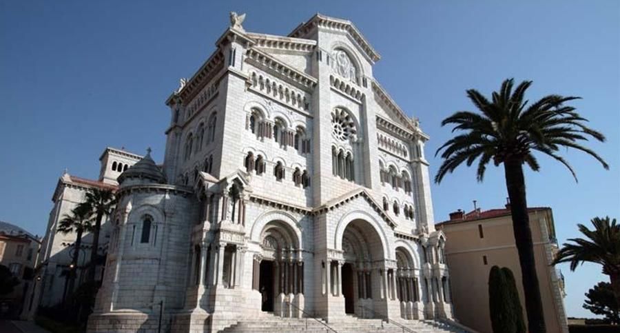 From Nice: 1-Day Tour Cote D'azur Extraordinary Houses - Villa Kérylos