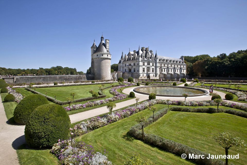 From Tours/Amboise: Chenonceau & Chambord Chateaux Day Trip - Château De Chenonceau: Guided Tour