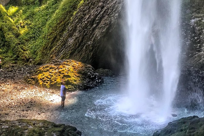 Half-Day Columbia River Gorge and Waterfall Hiking Tour - Latourell Falls Hiking