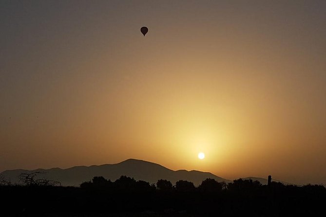 Hot Air Balloon Flight Over Marrakech With Traditional Breakfast - Meeting Point and Pickup Details