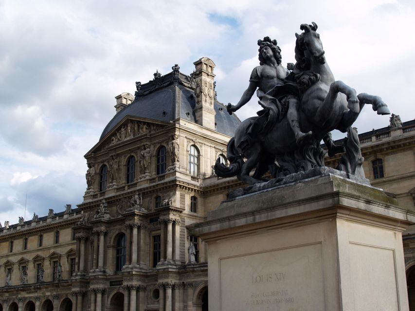 Inside the Louvre Museum and the Tuileries Garden Tour - Tuileries Garden Exploration