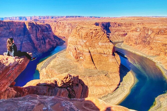Lower Antelope Canyon & Horseshoe Bend Small Group Tour W/ Lunch - Marveling at Horseshoe Bend