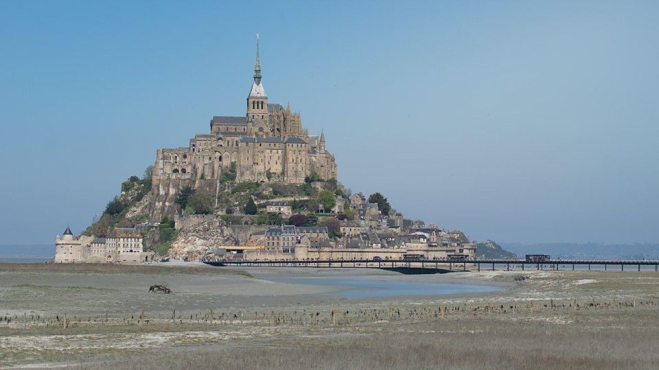 Mont Saint Michel: Departure From Le Havre, Deauville, Honfleur - Hotel Pickup and Drop-off