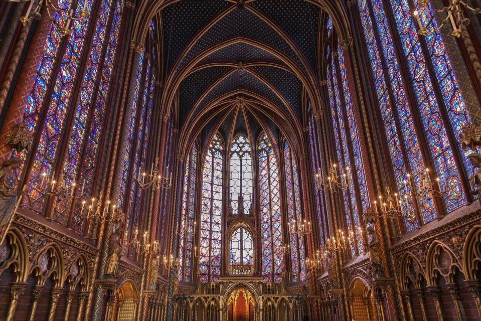 Paris: Sainte-Chapelle, Conciergerie, Notre Dame Guided Tour - Admiring Sainte-Chapelles Stained Glass
