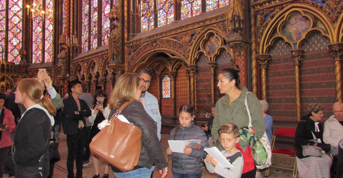 Private Treasure Hunt Around Notre Dame for Families & Kids - Highlights of the Tour
