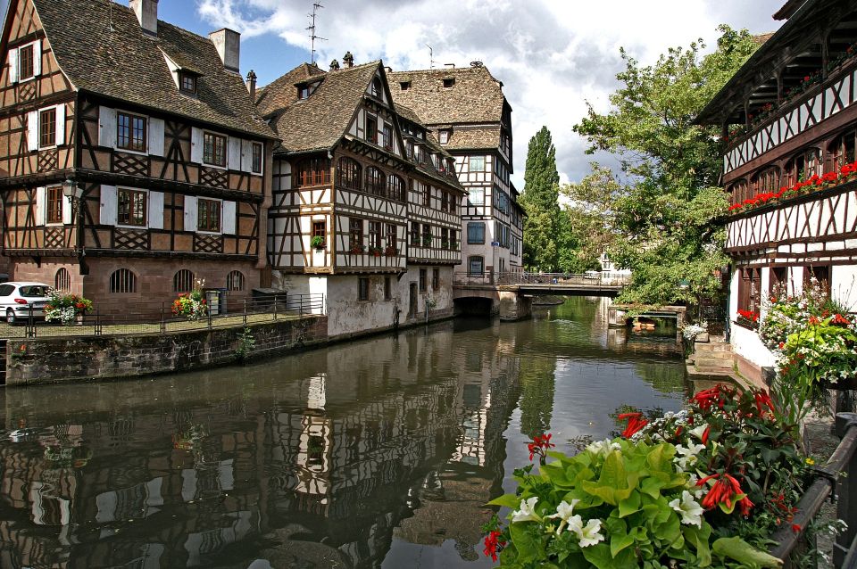 Strasbourg: Private Architecture Tour With a Local Expert - Gothic Mastery and Cultural Figures