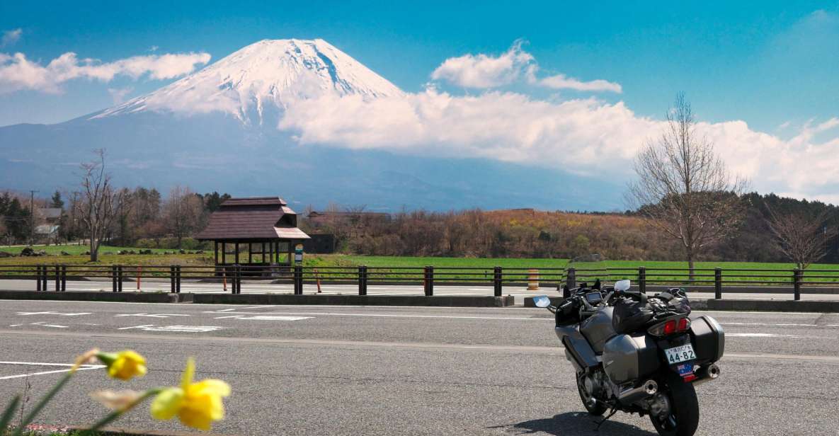 Tokyo: Private Motorcycle Day Trip to Fuji and Hakone: Onsen - Scenic Drives and Views