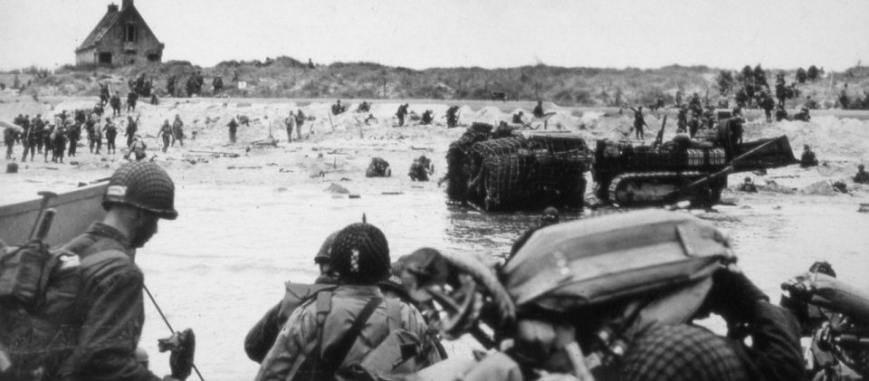 US Infantry in Normandy: Cutting the Cotentin Peninsula TOUR - Neuville Au Plain Crossroad