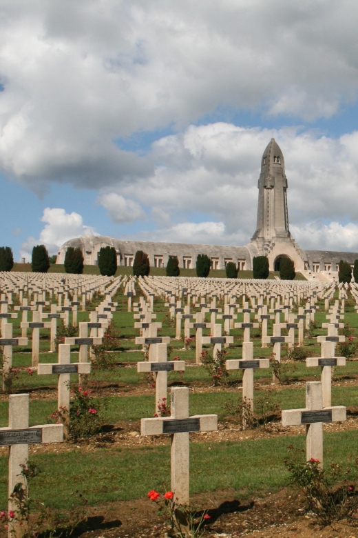 Verdun: 1916 Hell of the Battle - Honouring the Fallen Soldiers