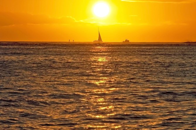 Waikiki Sunset Cocktail Cruise Including Drinks and Appetizers - Experience