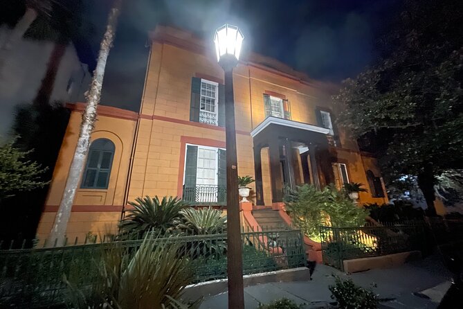 90 Minute Original Haunted Savannah Tour | 8pm - Meeting and End Point