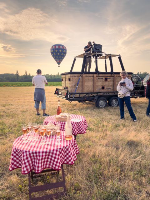 Amboise Hot Air Balloon VIP for 2 Over the Loire Valley - Exclusive Balloon Basket Use