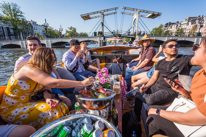 Amsterdam 1-Hour Canal Cruise With Live Guide - Meeting and Pickup Details