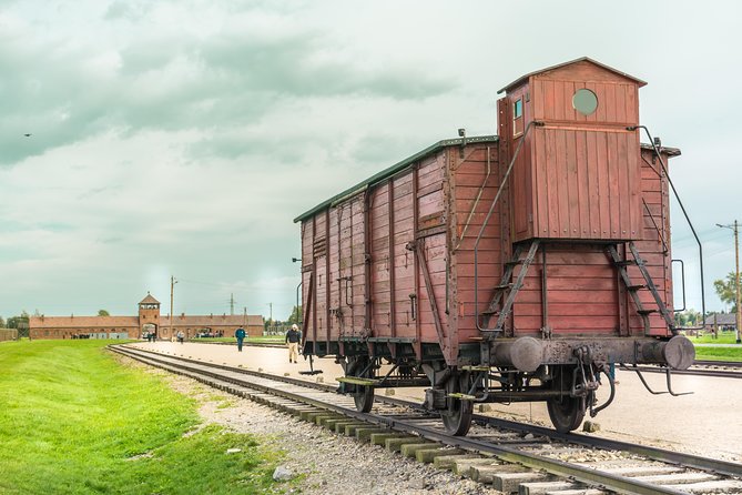 Auschwitz-Birkenau and Wieliczka Salt Mine Guided Full Day Tour - Admission and Transportation Included