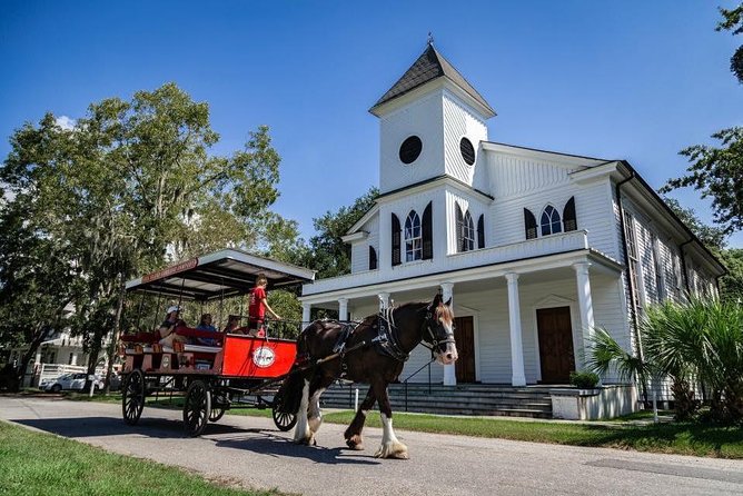 Beaufort's #1 Horse & Carriage History Tour - Knowledgeable Guides