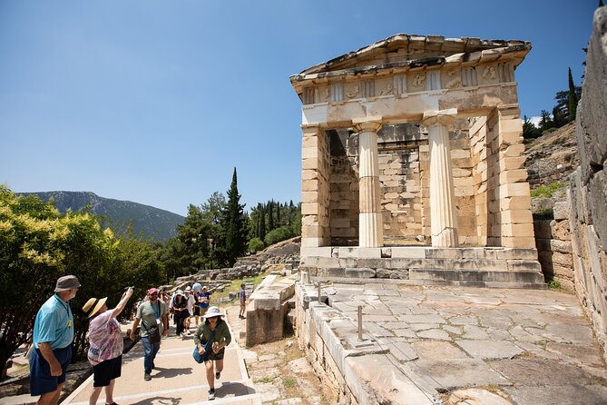 Delphi One Day Trip From Athens With Pickup and Optional Lunch - Visiting the Delphi Museum