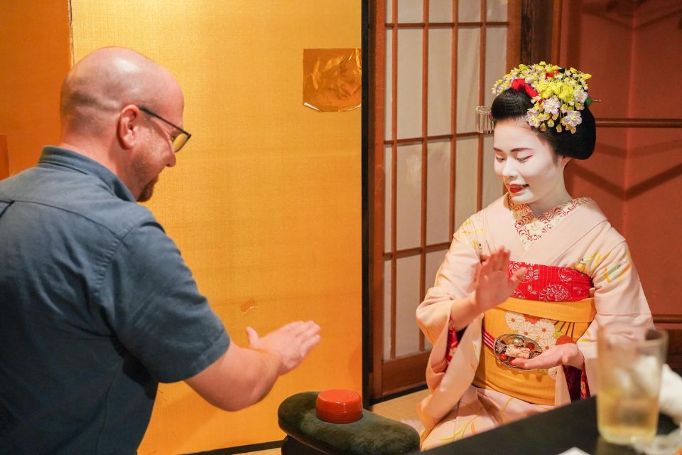 Dinner With Maiko in Traditional Kyoto Style Restaurant Tour - Drinking Games