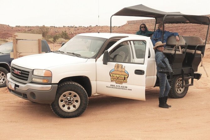 Dreamcatcher Evening Experience in Monument Valley - Traditional Navajo Dinner