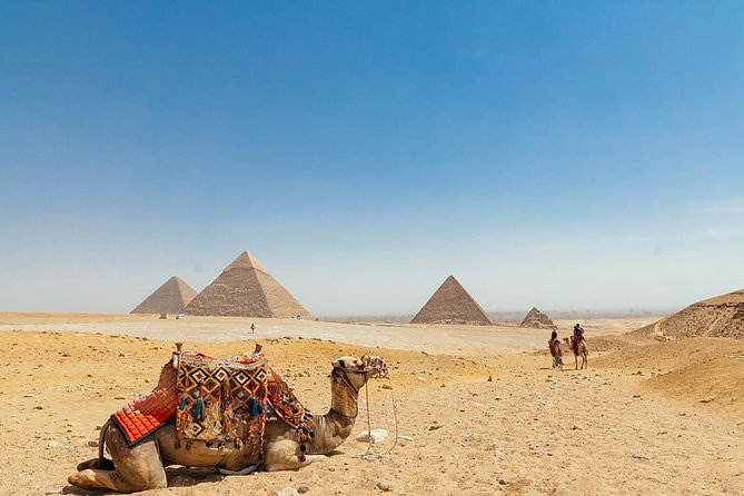 Full-Day Giza Pyramids and Egyptian Museum and Bazaar - Tour Inclusions and Exclusions