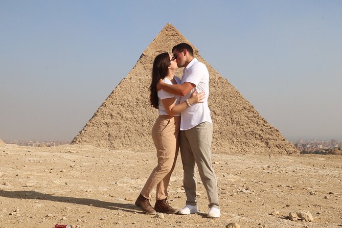 Full Day Tour to Explore Giza Pyramids, Saqqara and Memphis City - Discovering Saqqaras Step Pyramid