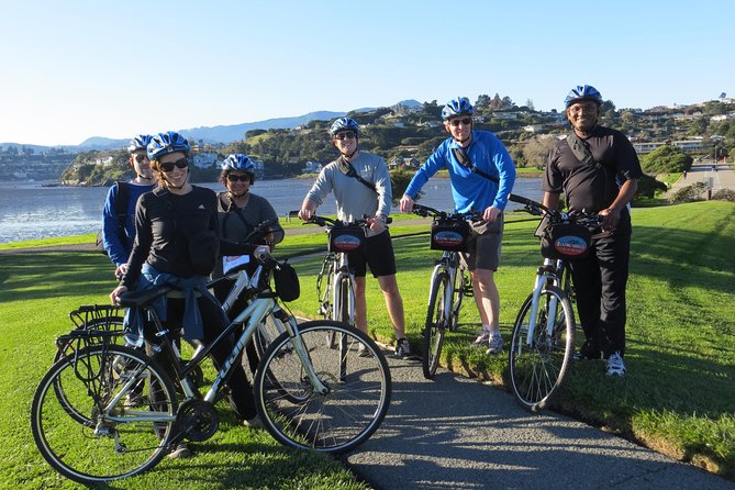 Golden Gate Bridge Guided Bicycle or E-Bike Tour From San Francisco to Sausalito - Scenic Views and Landmarks