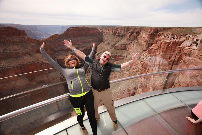 Grand Canyon Tour In Spanish Skywalk and Lunch Included - Reviews