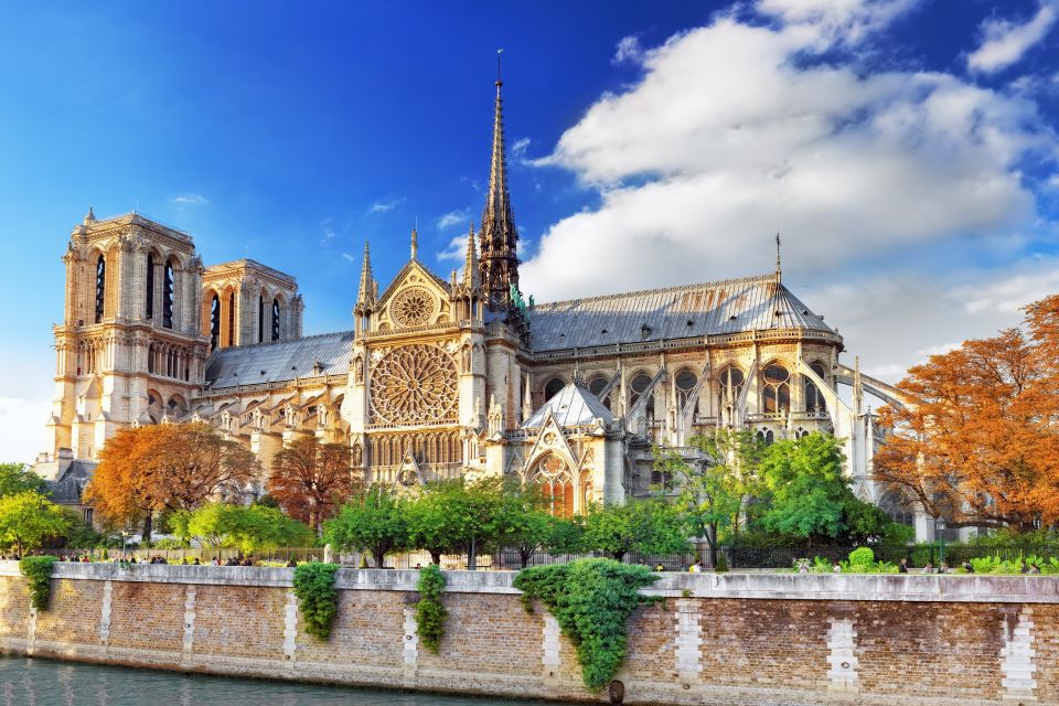 Île De La Cité, the Old Town of Paris Private Guided Tour - Inclusions in the Tour