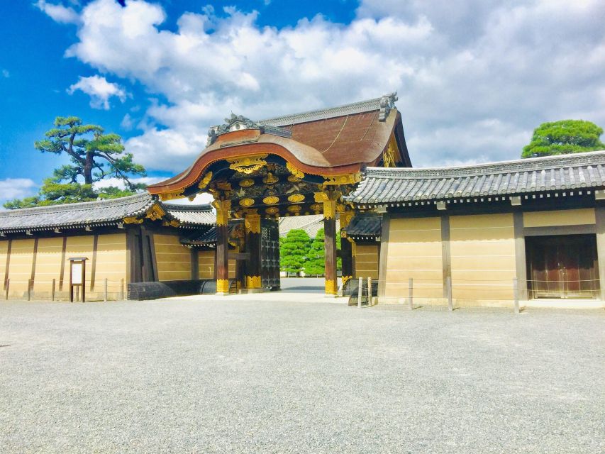 Kyoto: Private Guided Tour - Visiting Kyoto Imperial Palace