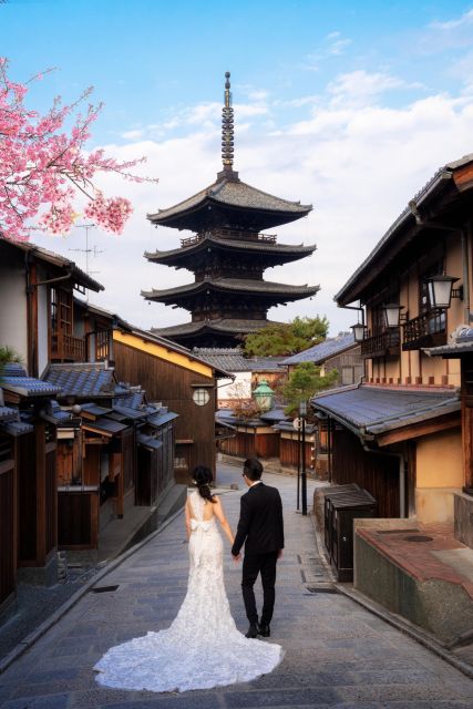 Kyoto: Private Romantic Photoshoot for Couples - Overview