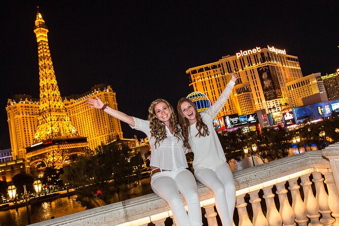 Las Vegas Strip by Limo With Personal Photographer - Customizable Stops