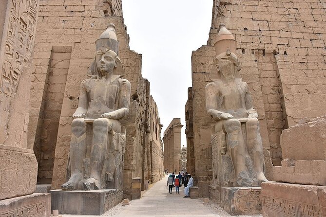Luxor : Full Day Tour to Luxor West and East Banks & Lunch - Knowledgeable Egyptologist Guide
