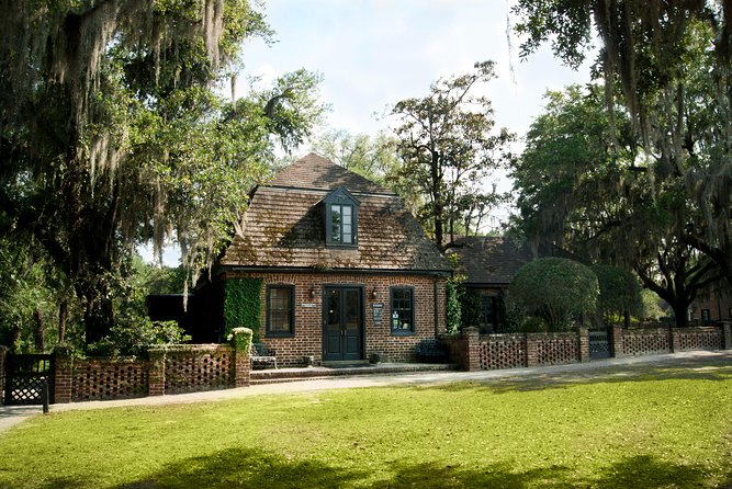 Middleton Place Admission With Self Guided Tour and Lunch - Transportation