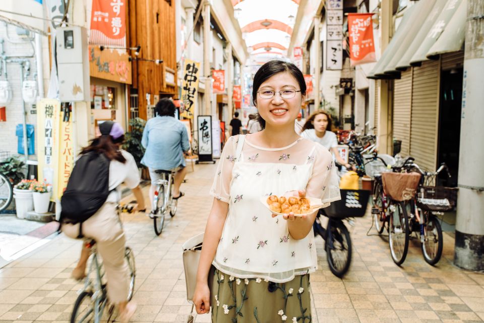 Osaka: Eat Like a Local Street Food Tour - Experiencing Okonomiyaki Culture
