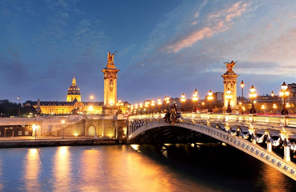 Paris: Night City Tour in a Van for up to 7 People - Pricing and Booking
