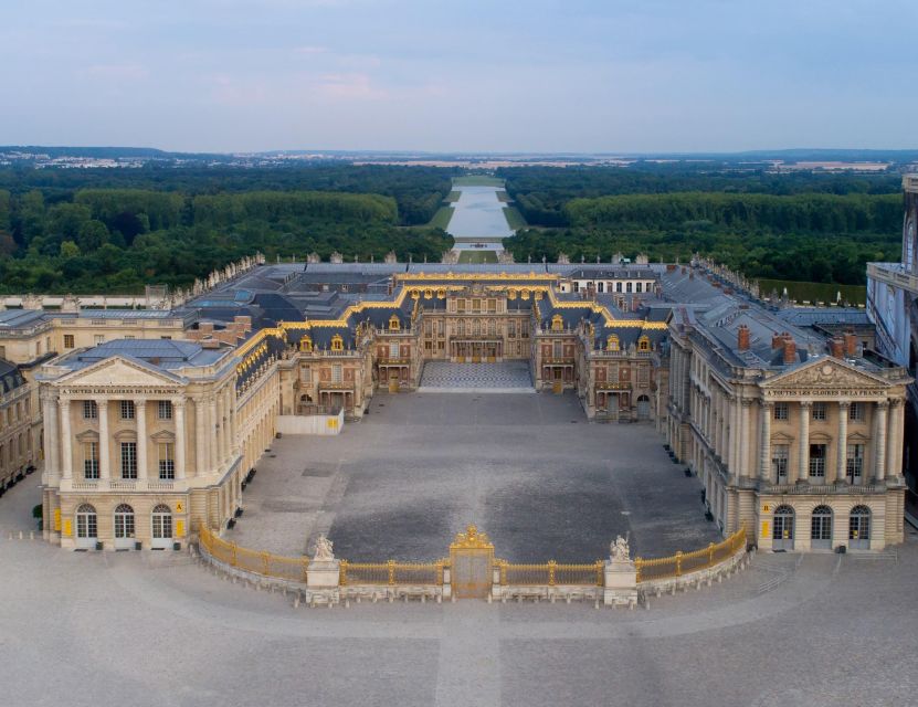 Paris: Private Transfer Château Versailles Van for 7 People 4H - Versailles Palace, Castle, and Gardens