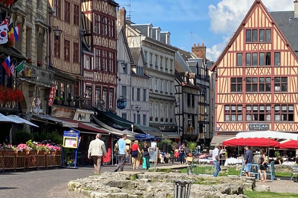 Private Rouen Giverny Honfleur Live Guided Trip by Mercedes - Michelin-Starred Restaurant Lunch