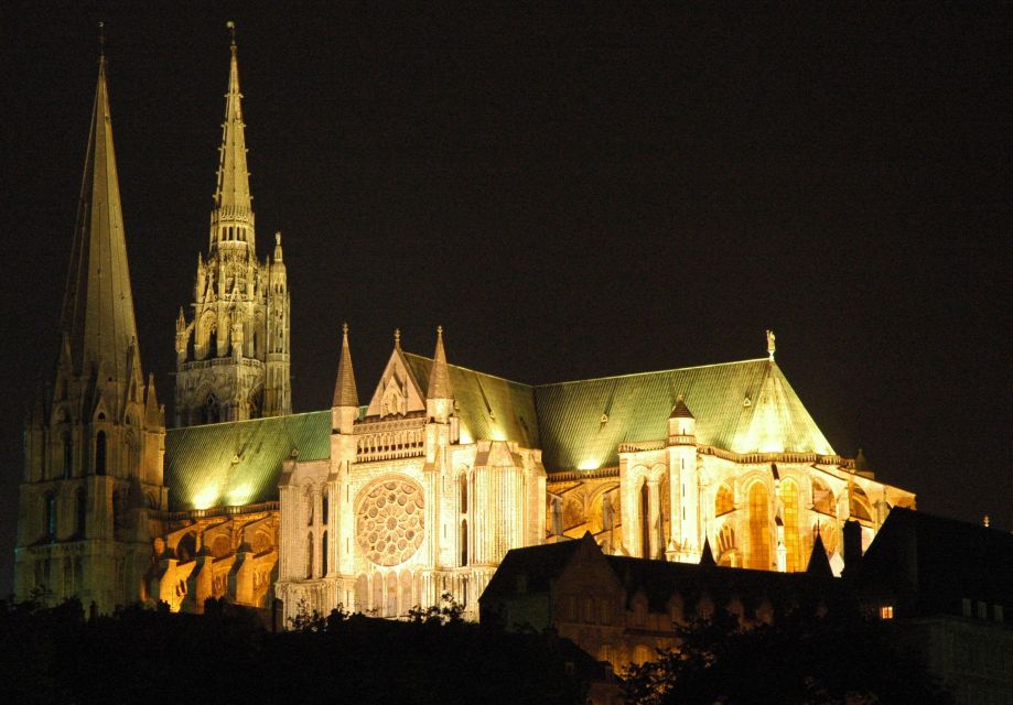 Private Tour of Chartres Town From Paris - Tour Duration and Availability